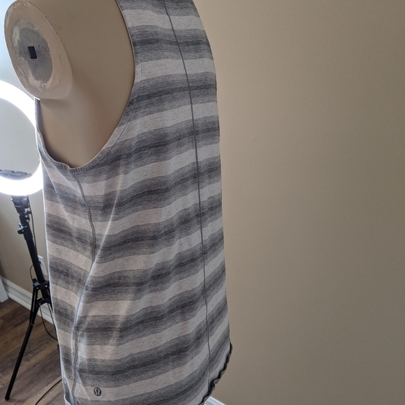 LULULEMON racerback stripe tank top white and gray - Picture 3 of 6